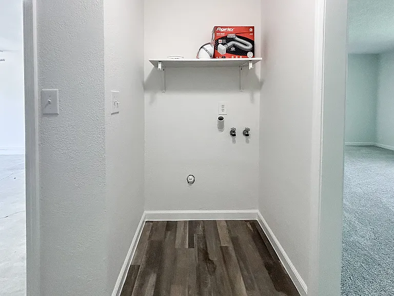 1488 Warbler Dr SE — Photo 30