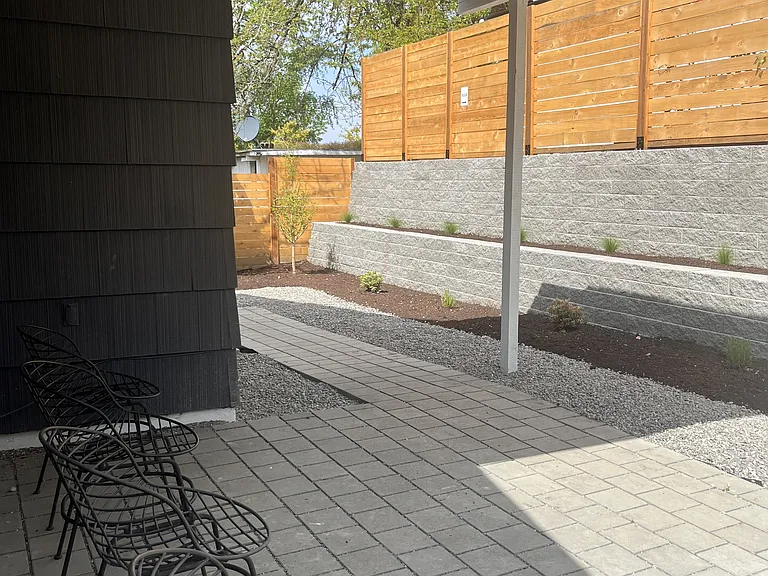 5116 S Brighton St — Photo 25