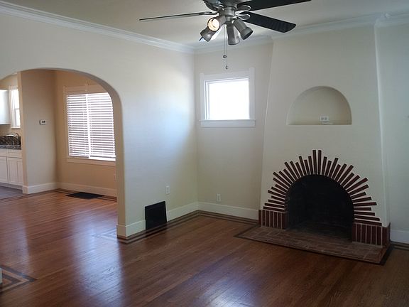 2nd image of 2116 36th St