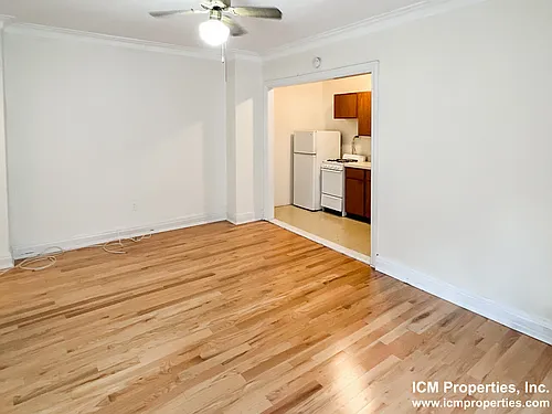 540.8 W Briar Pl #8D Photo 1
