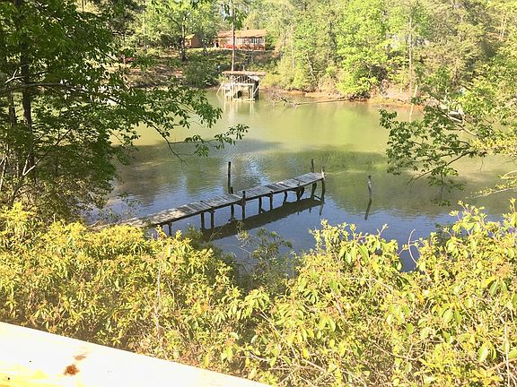 5th image of 446 Hideaway Point Rd
