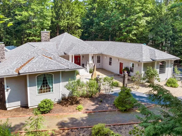 138 Wentworth Road, Brookfield, NH 03872