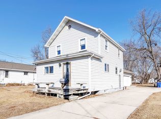 1415 Lawe St, Green Bay, WI 54301