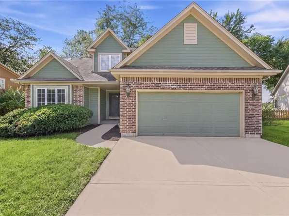 6227 W 155th Pl, Overland Park, KS 66223