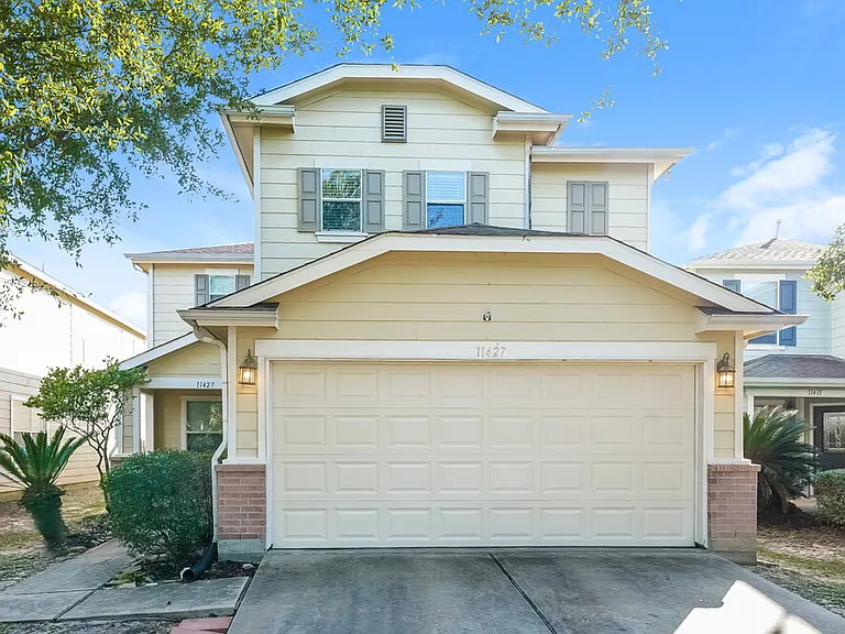 11427 Flying Geese Ln — Photo 1