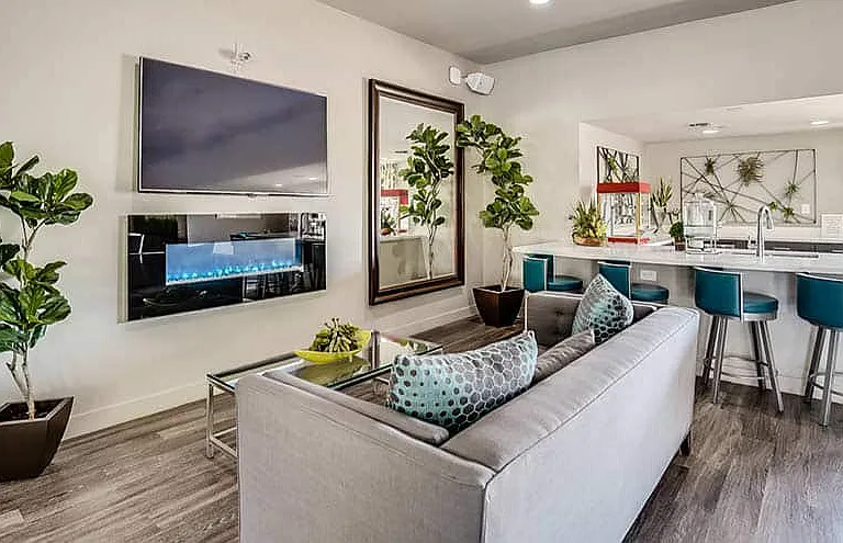Cielo Apartments — Photo 15