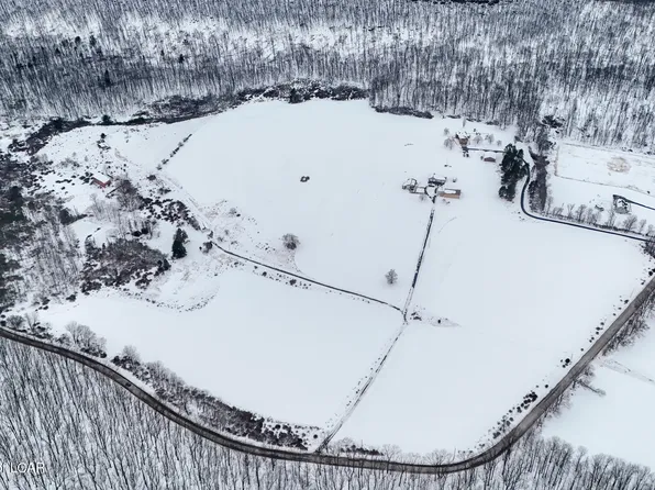 19 Reisenweaver Ln, Sugarloaf, PA 18249