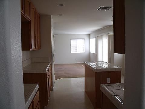 1779 Dover Cir