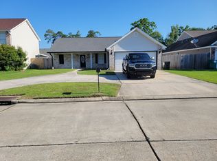 1743 Chancer Ln, Slidell, LA 70461