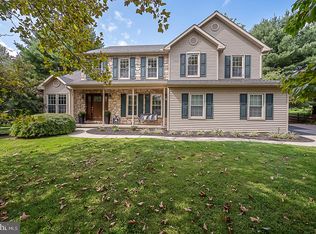 19 Oneida Ct, Chester Springs, PA 19425