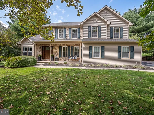 19 Oneida Ct, Chester Springs, PA 19425