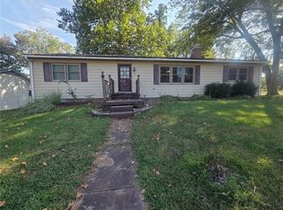 1113 Fremont St, Baldwin City, KS 66006