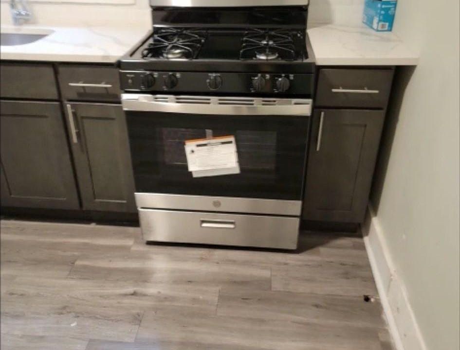 1st image of 33 Seymour Ave #1