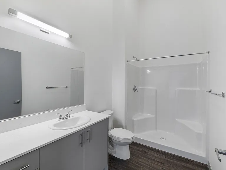 Serenity Apartments — Photo 86