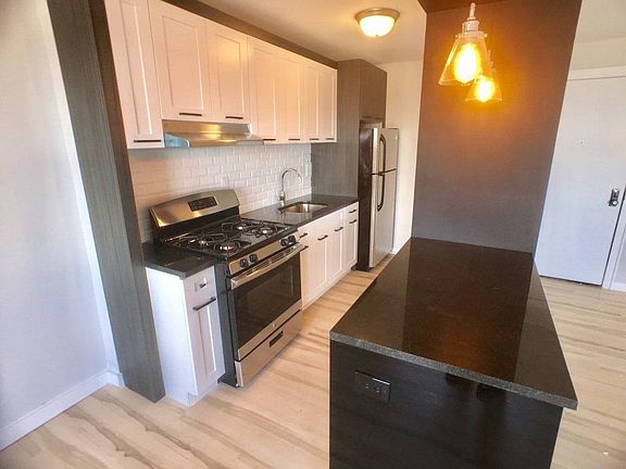 2nd image of 111 Wadsworth Ave APT 23A