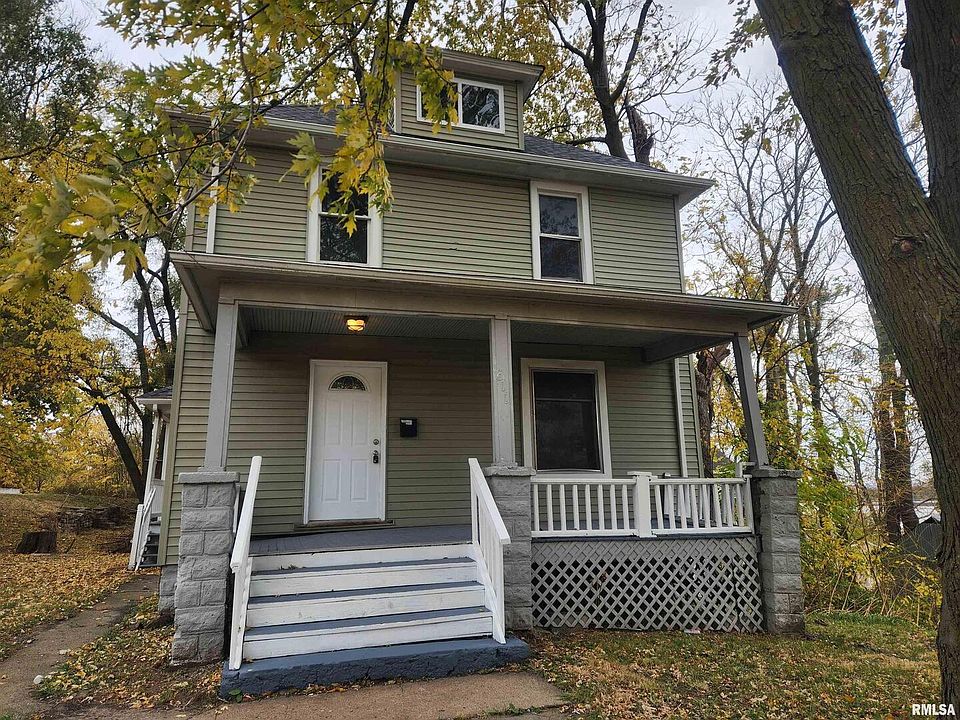 1st image of 611 Grand Ave