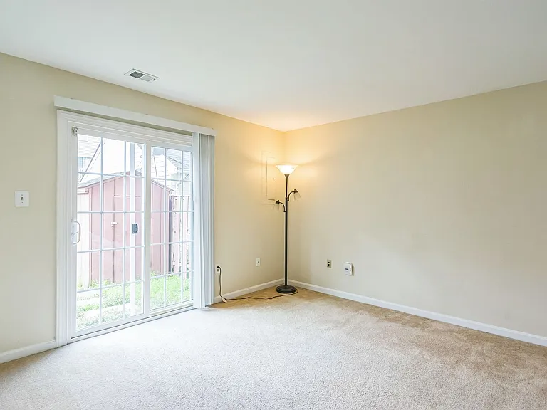 46051 Marble Ter — Photo 3