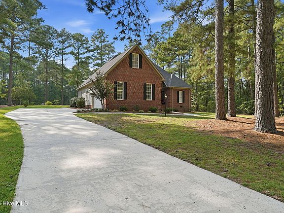 3rd image of 30000 Loblolly Court