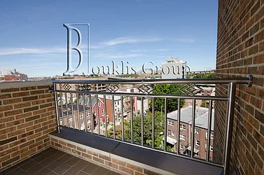Rented by Bouklis Group