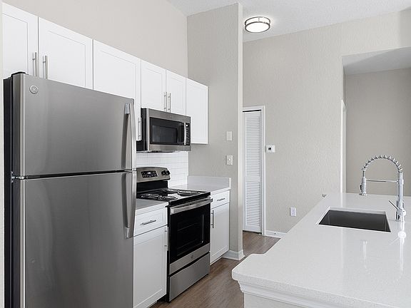 C181430 Indigo West-11