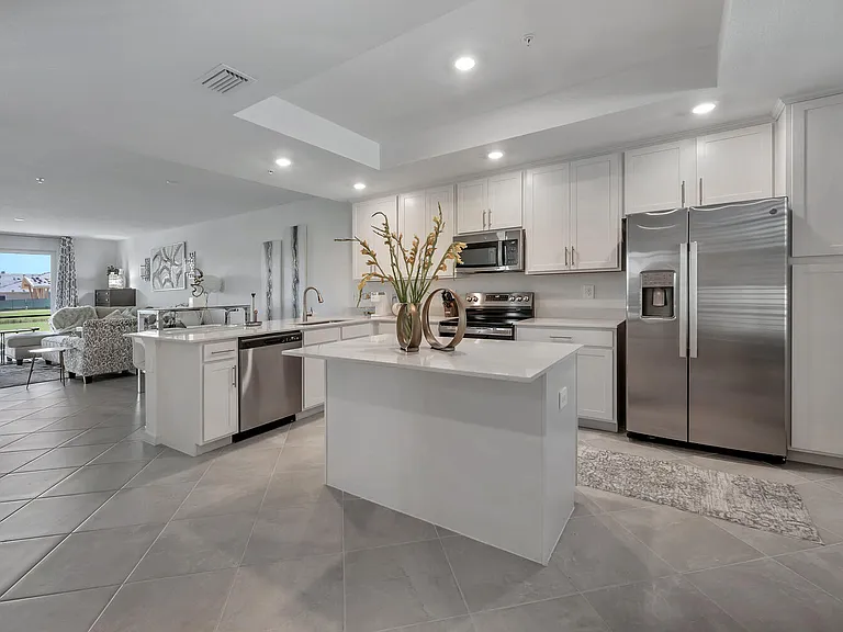 15255 Green Acres Ave #111 — Photo 7