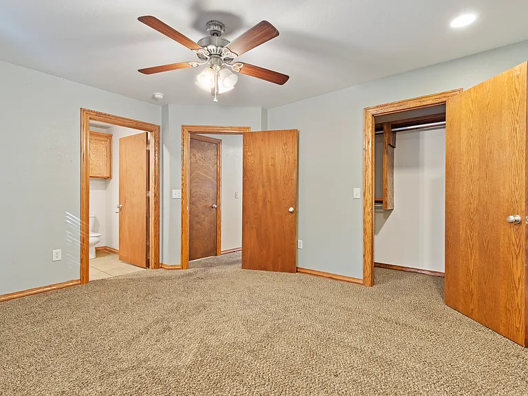 524 E Greenbriar Cir #524 — Photo 37