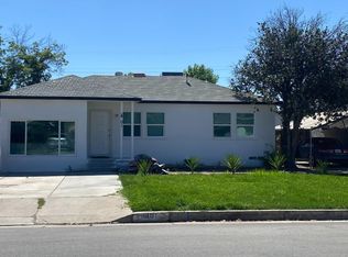 1401 El Sereno Dr, Bakersfield, CA 93304