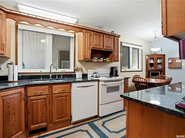 3801 Diefenbaker DRIVE, Saskatoon, SK S7L 5C6