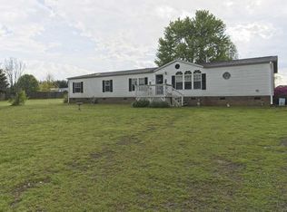 624 Wilkins Rd, Campobello, SC 29322