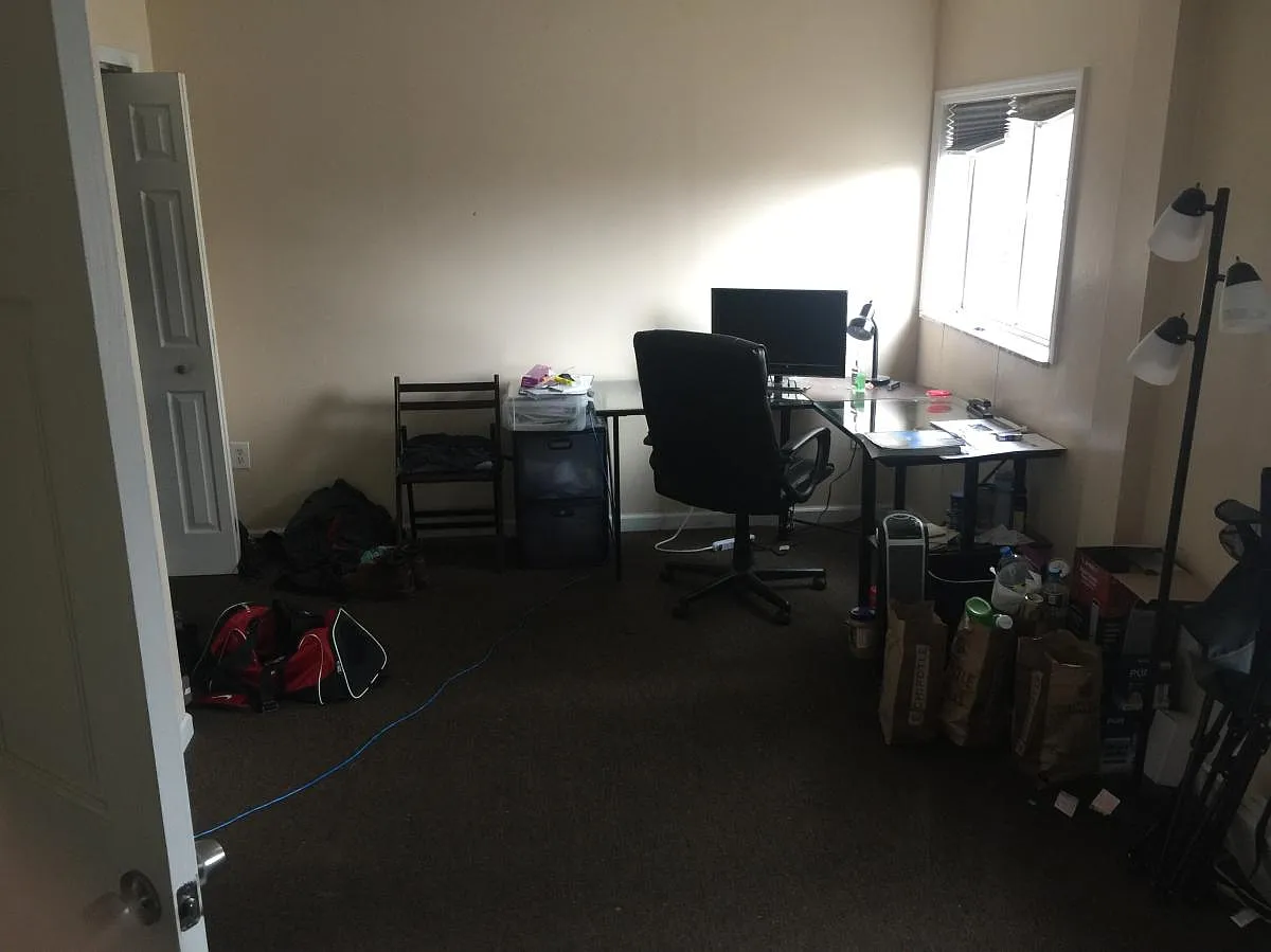 4 bed, $2,600 — Photo 4