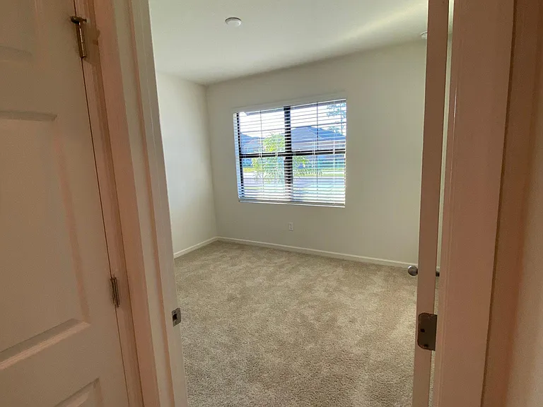 822 Remington Green Dr SE — Photo 17