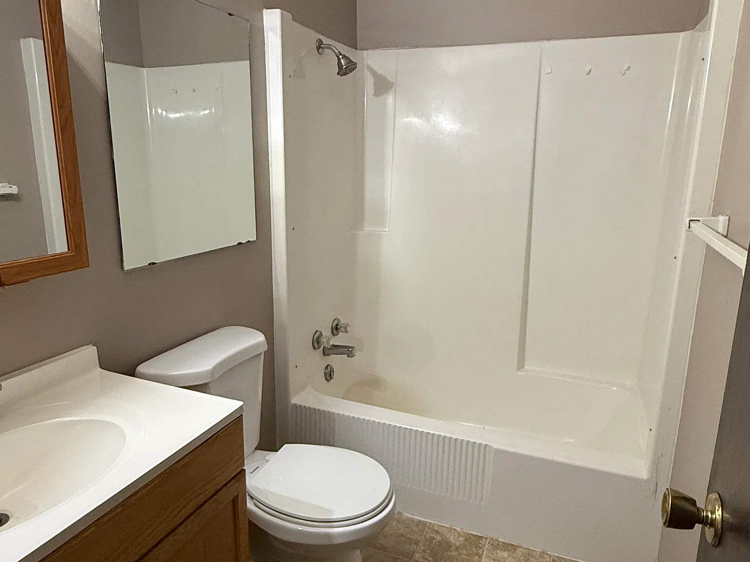 2 bed, $1,000 — Photo 4