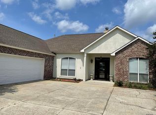 36497 Stanton Hall Ave, Denham Springs, LA 70706
