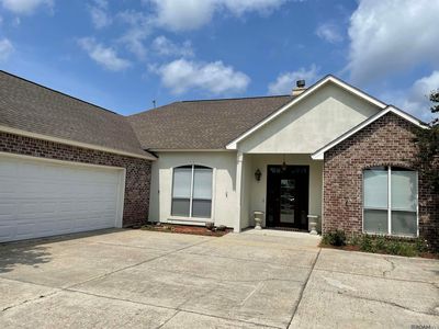 36497 Stanton Hall Ave, Denham Springs, LA, 70706