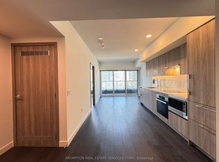 1 Concord Cityplace Way #336, Toronto, ON M5V 3V4