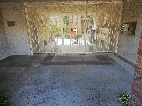 (undisclosed Address), Van Nuys, CA 91405