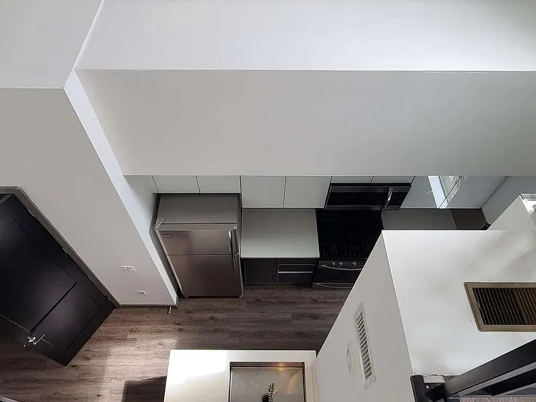 644 N Hobart Blvd — Photo 16