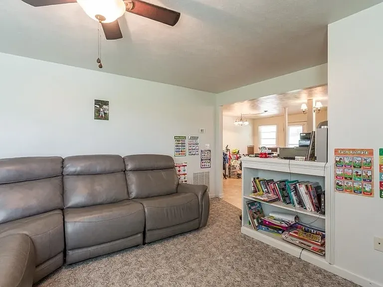 1209 Old Windmill Cir #C — Photo 4