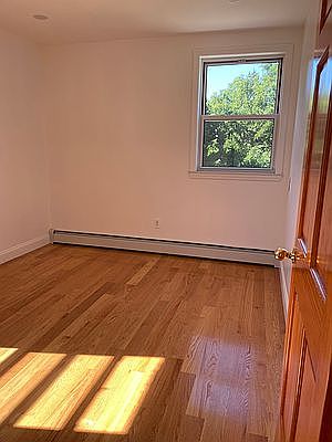5th image of 52-108 79th St Floor 2