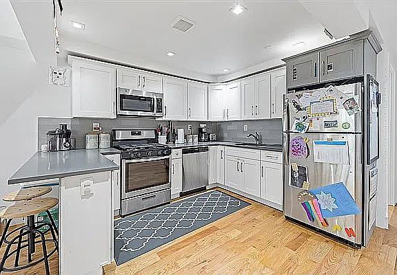 3rd image of 453 Lexington Ave #1