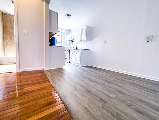 Rented by Voro New York | media 49