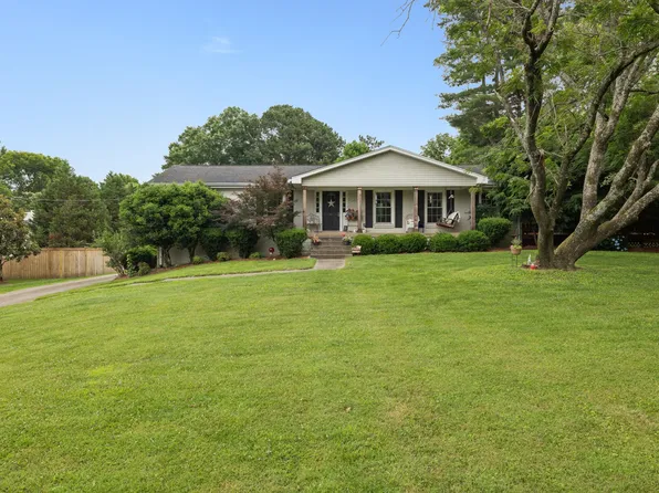 1220 Lipscomb Dr, Brentwood, TN 37027