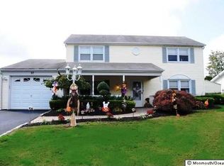 97 Andover Ln, Aberdeen, NJ 07747