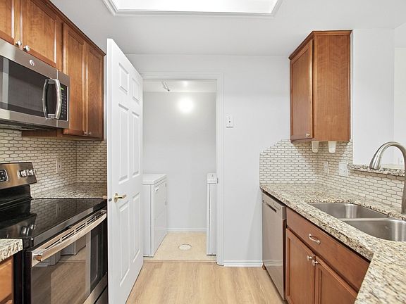 3rd image of 900 Bitner Rd APT B14