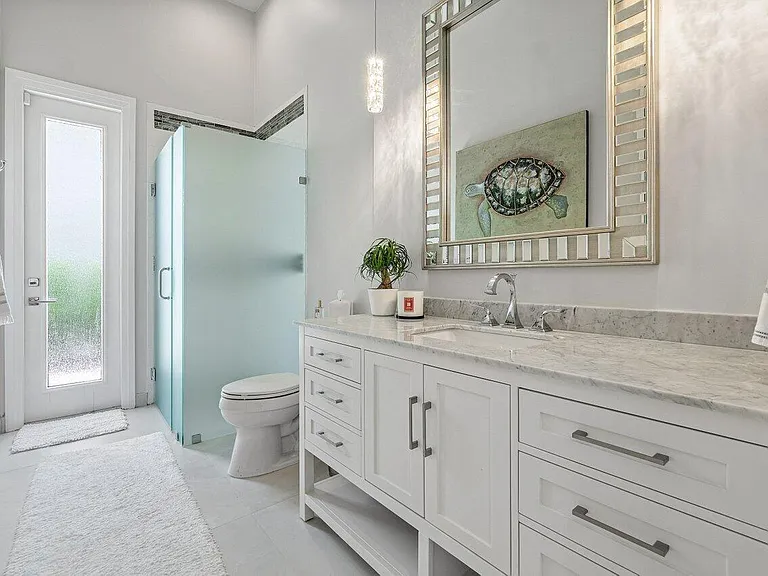 1144 Crystal Dr — Photo 17