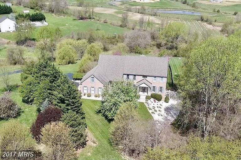 1st image of 127 Theodora Ct