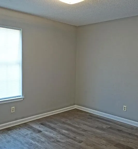 13916 Sandhurst Dr SW — Photo 14