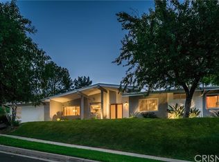 23723 Kivik St, Woodland Hills, CA 91367