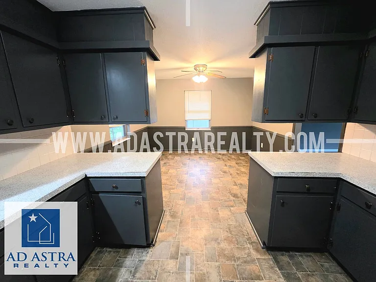 208 Brookside Dr — Photo 8
