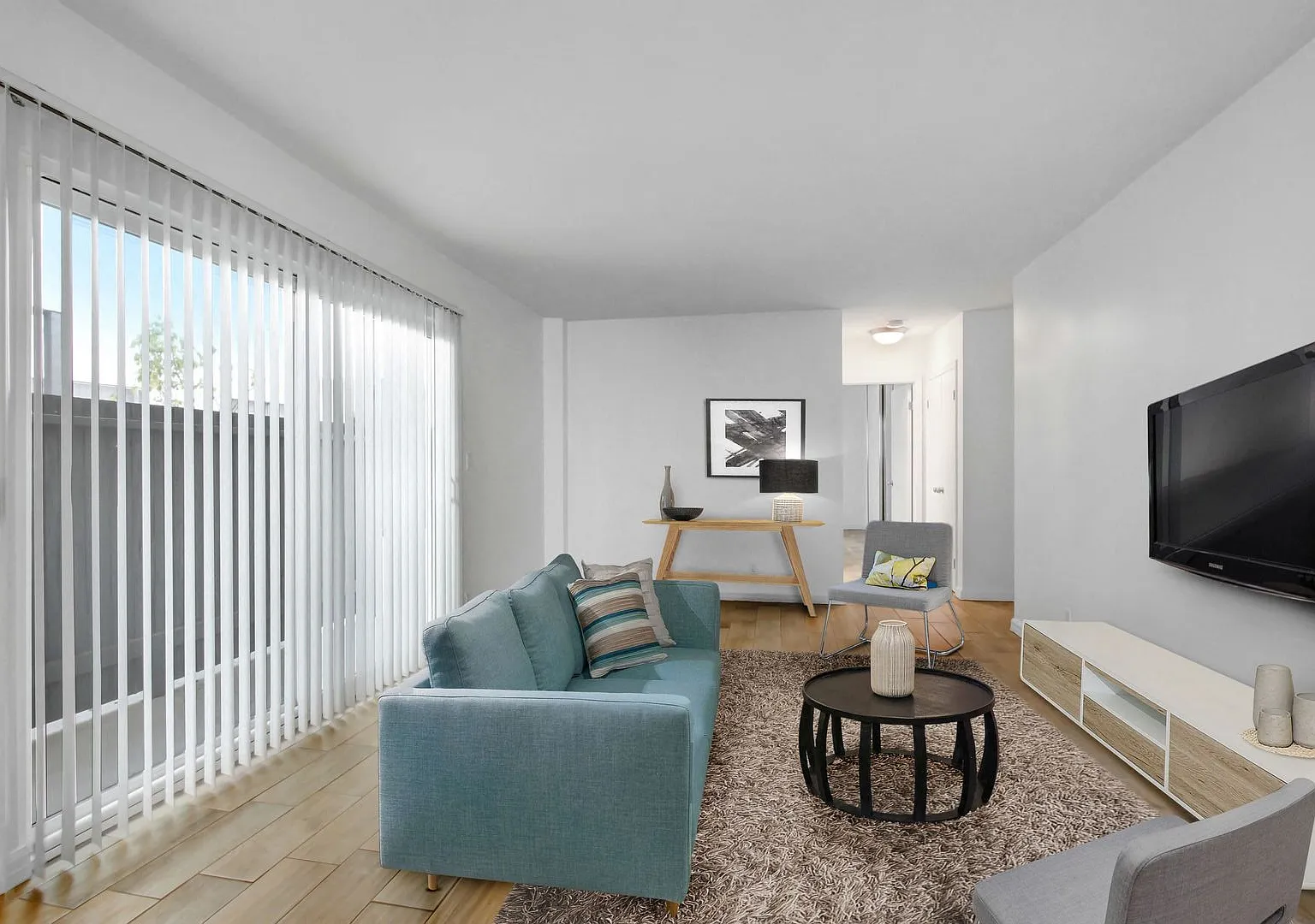 Wellworth Apartments — Photo 2